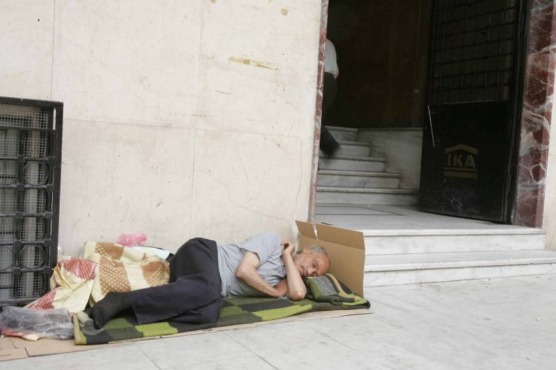 Πέντε θερμαινόμενες αίθουσες από τον Δήμο Αθηναίων για την προστασία των αστέγων από το ψύχος